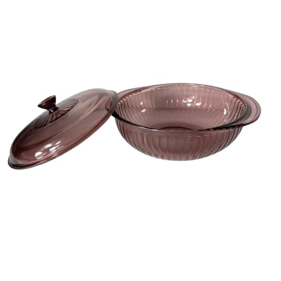 Pyrex Visions 024-S Ribbed Cranberry 2qt Round Casserole Dish with Lid - Picture 4 of 9